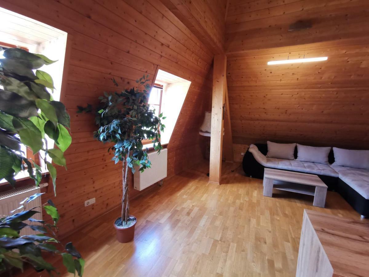 Ferienwohnung 1 *
